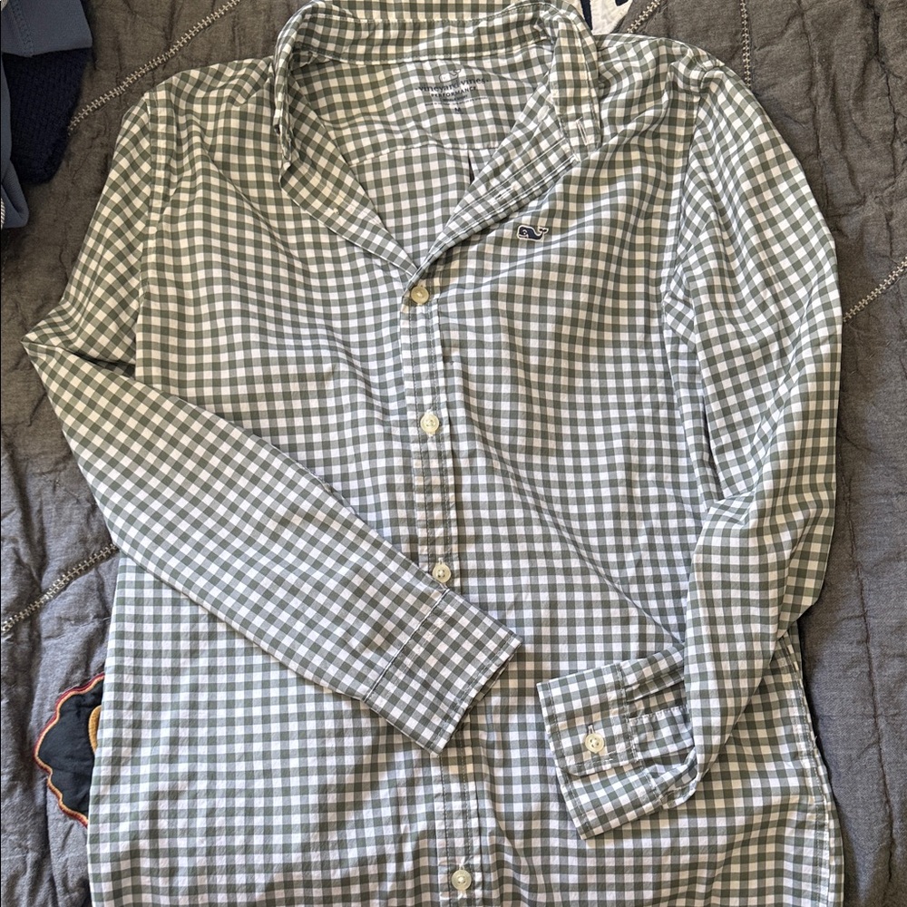 Boys vineyard vines medium Green Checkered Shirt